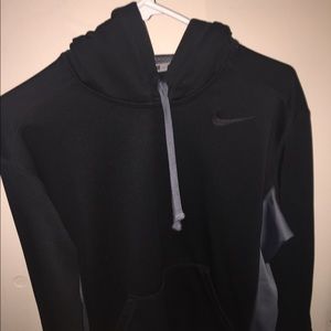 Nike sweatshirt